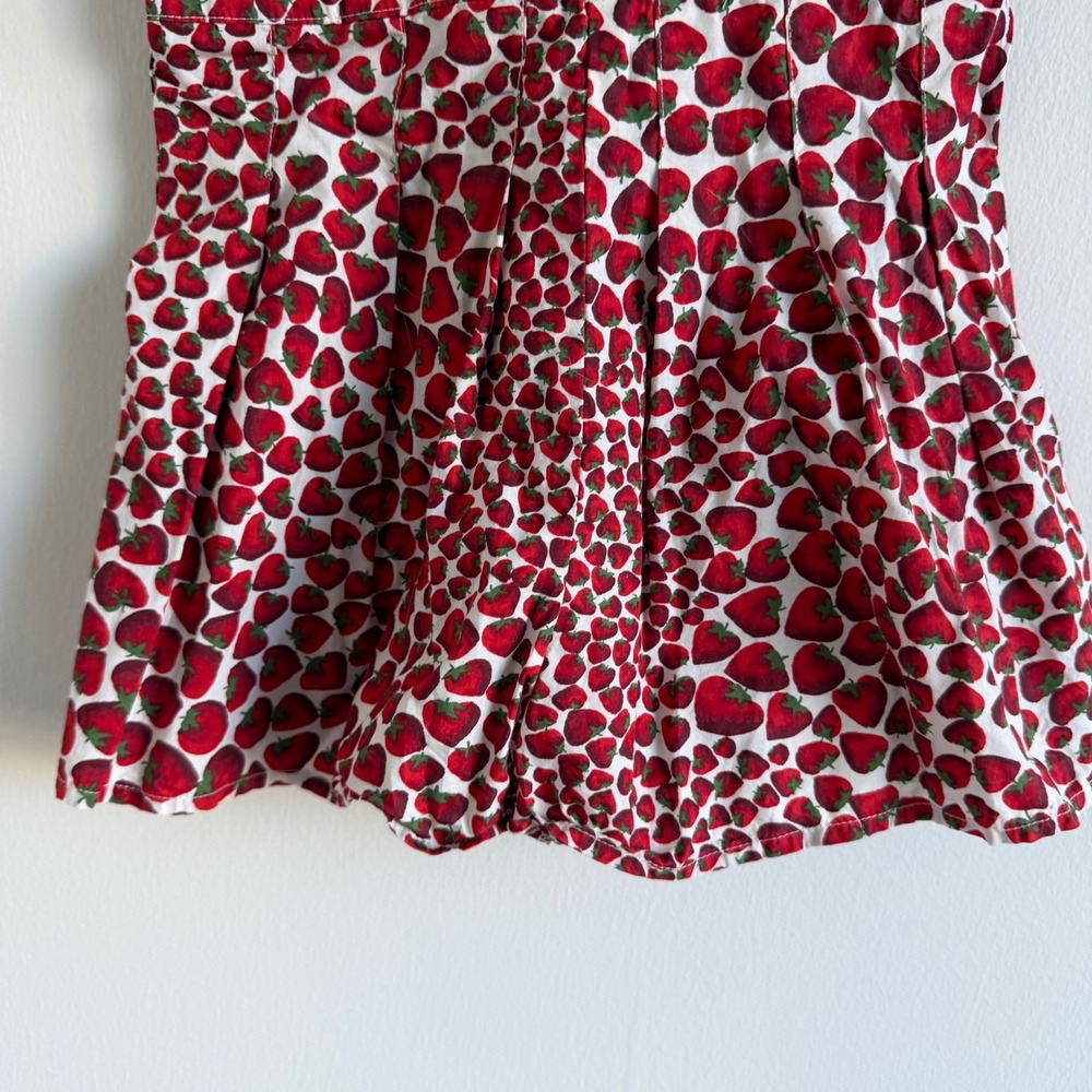 Crewcuts Strawberry Print Cotton Romper Size 5 - Picture 7 of 10